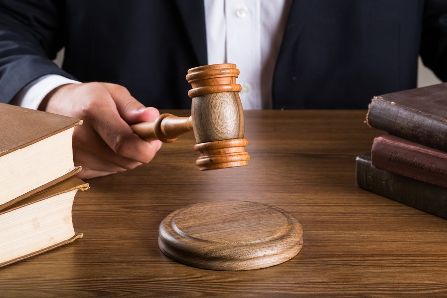 法律大課堂:上海刑事案件律師所為您解答事后收受財物能否構成受賄罪