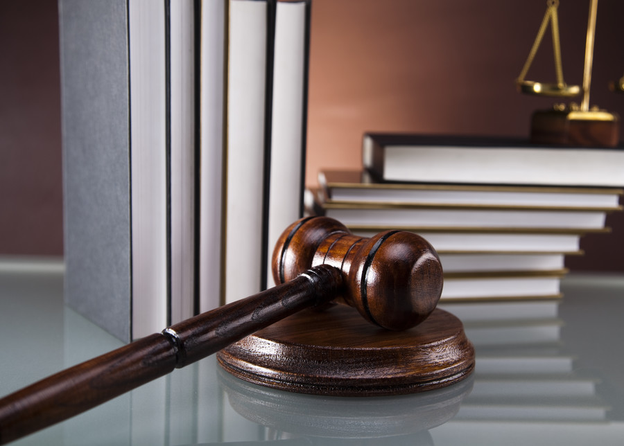 上海刑事律師解讀：谷侞施案例，違規從事有償中介活動？