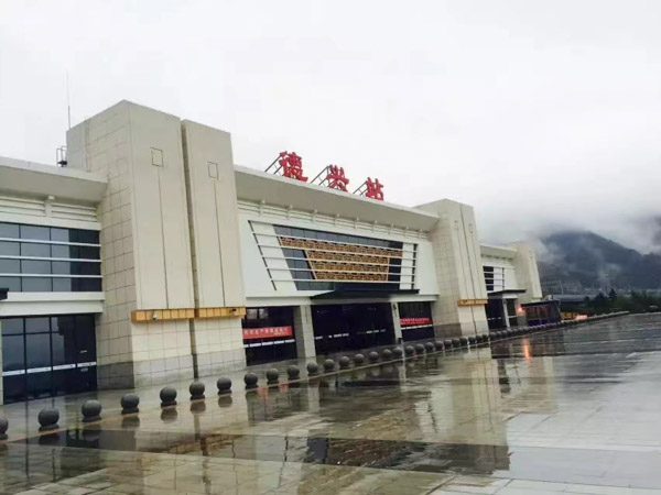 上海刑事訴訟律師來講講如何理解村基層組織人員協助國有土地的經營和管理