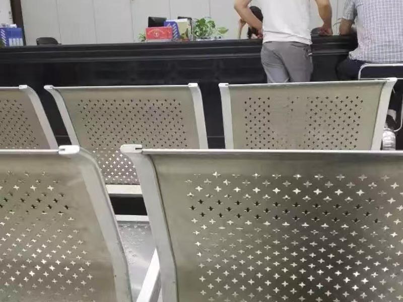 上海查獲一起涉及大量走私品的案件！上海走私罪律師為您解答