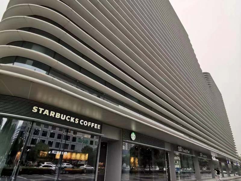 法院審理一起涉及巨額經濟犯罪案件，上海經濟刑事律師來回答